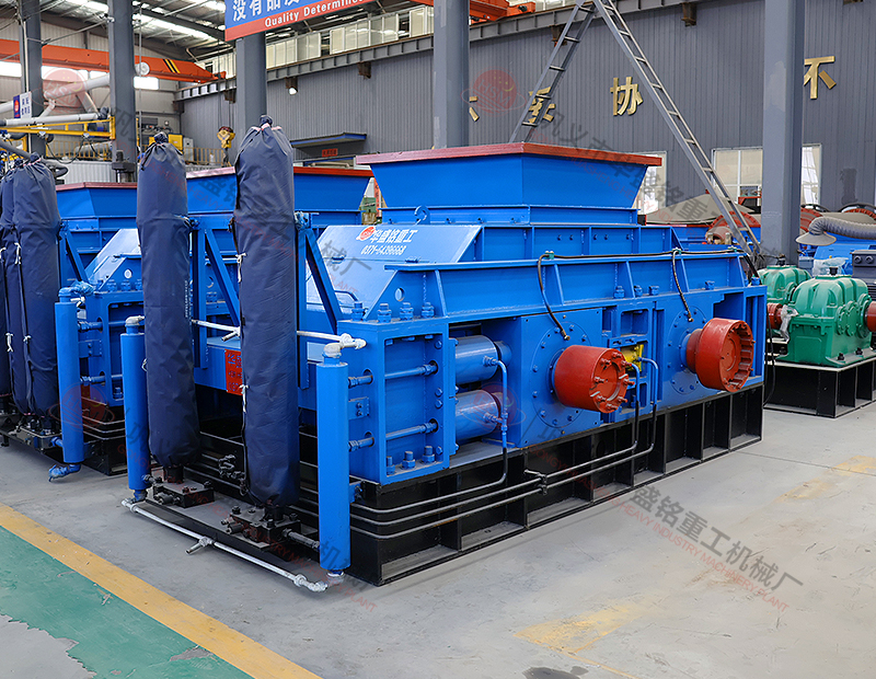 河石制砂機多少錢？廠家推薦的輥式制砂機效果好嗎？